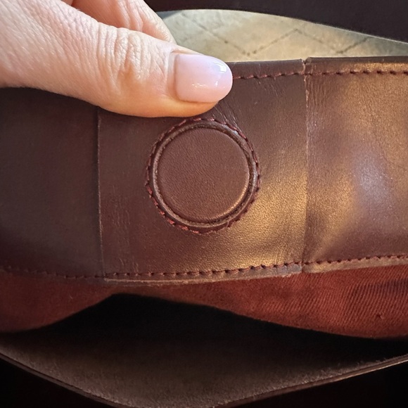 St. Agni Large Plum Woven Tote - Picture 5 of 6